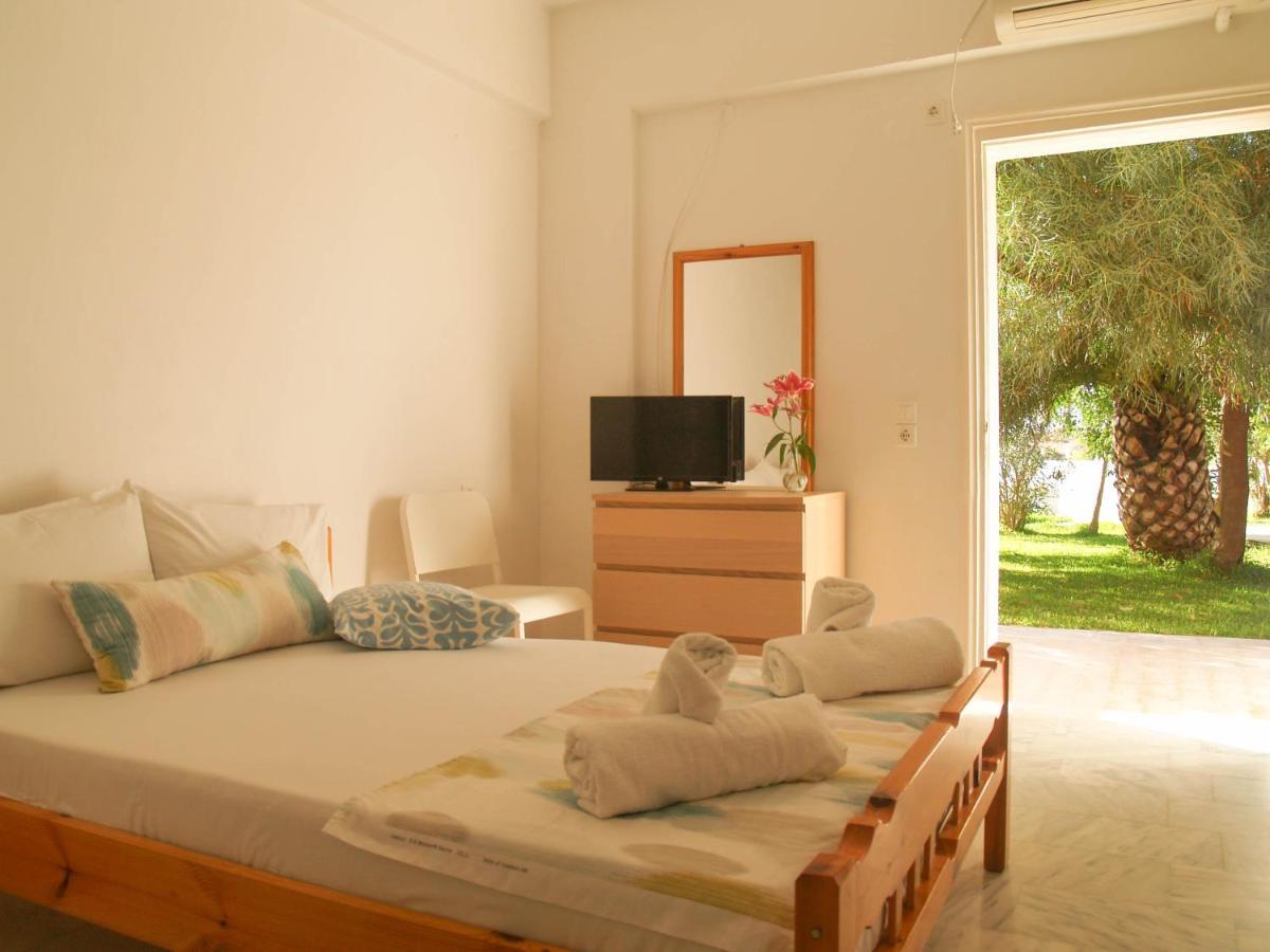 Lazaris Apartments In אגיוס יואניס מראה חיצוני תמונה