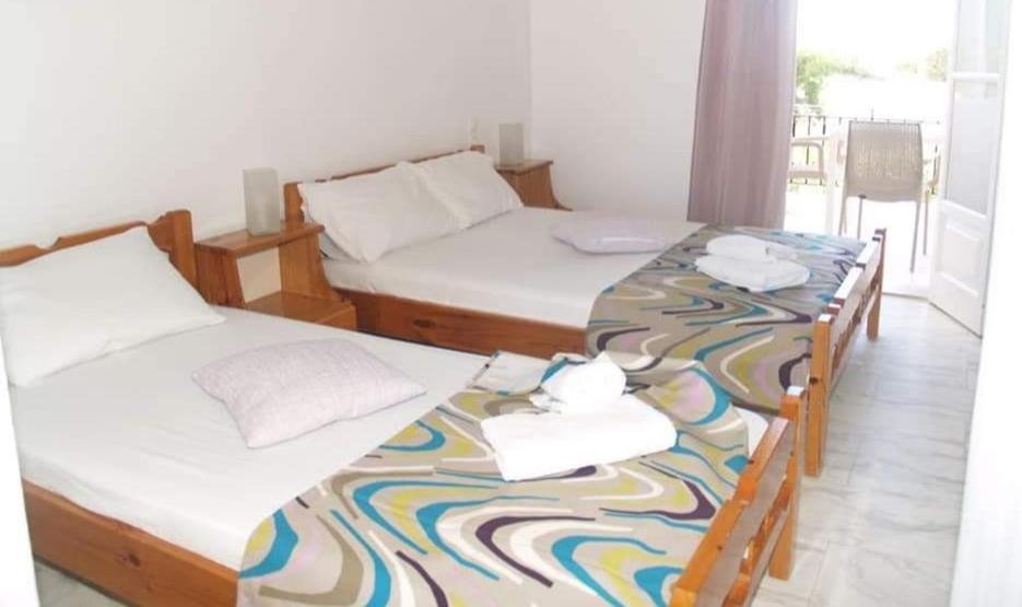 Lazaris Apartments In אגיוס יואניס מראה חיצוני תמונה